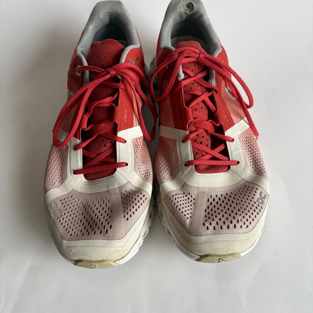 On Cloud Running Shoes Womens 9 Rust Red White Low Top Athletic Sneakers - Picture 3 of 12